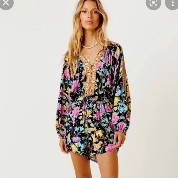 🦋 Spell Butterfly Romper S 🦋 - Picture 2 of 7